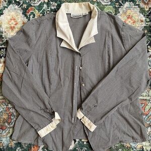 Christie & Jill B&W Vintage Button Up